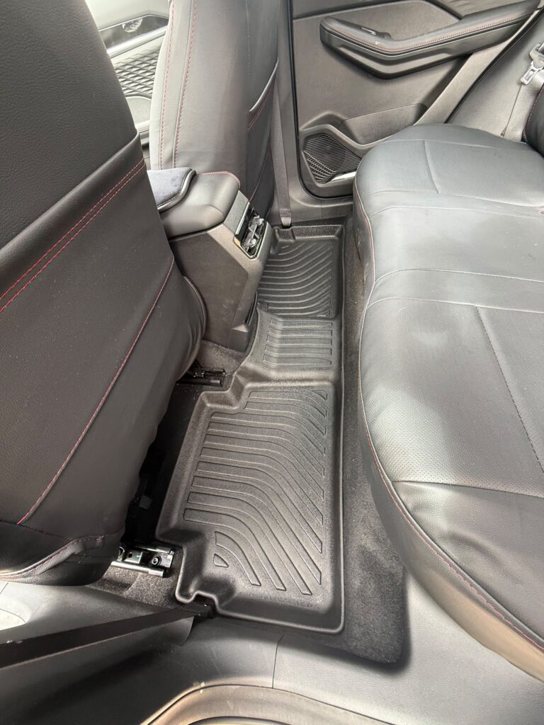 Pisos de calce perfecto Geely Coolray